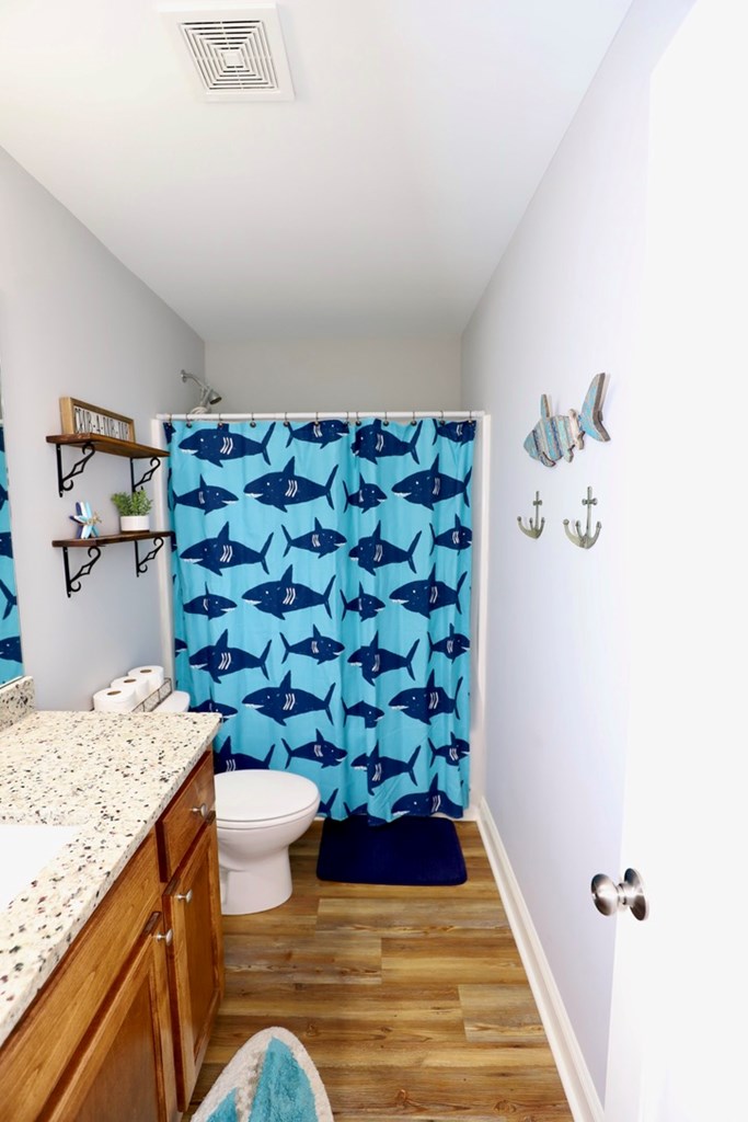 4105 QUEEN CHAPEL RD