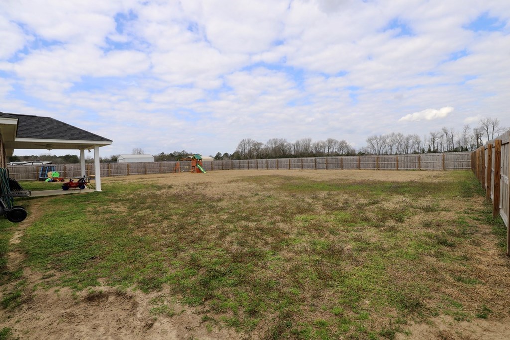 4105 QUEEN CHAPEL RD