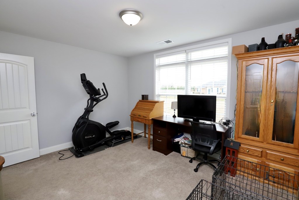 4105 QUEEN CHAPEL RD