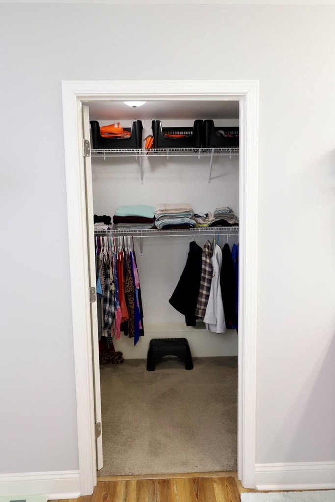 4105 QUEEN CHAPEL RD