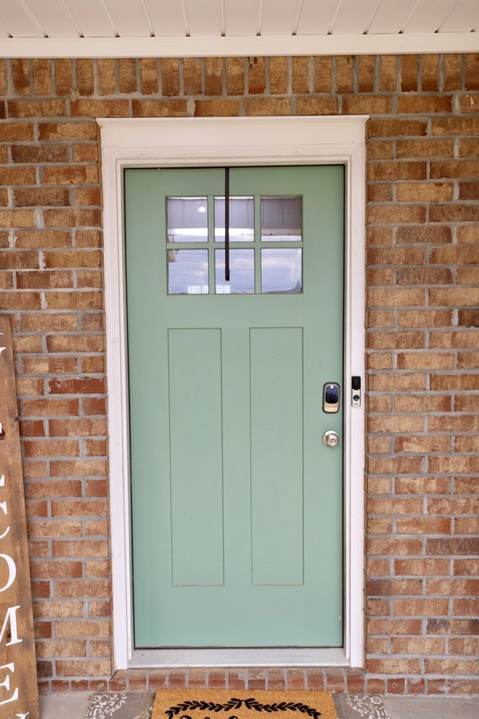 4105 QUEEN CHAPEL RD