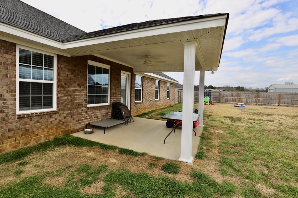 4105 QUEEN CHAPEL RD