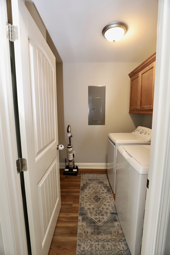 4105 QUEEN CHAPEL RD