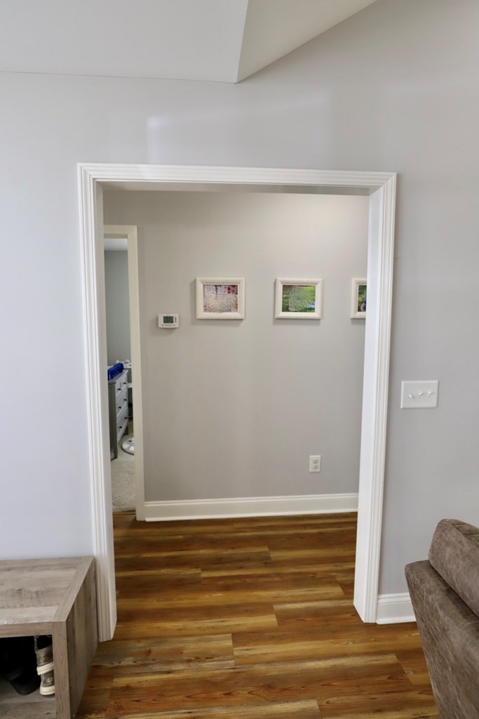 4105 QUEEN CHAPEL RD