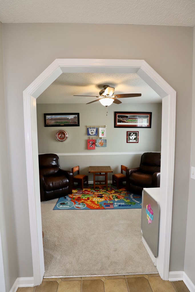 3810 RHODODENDRON ST