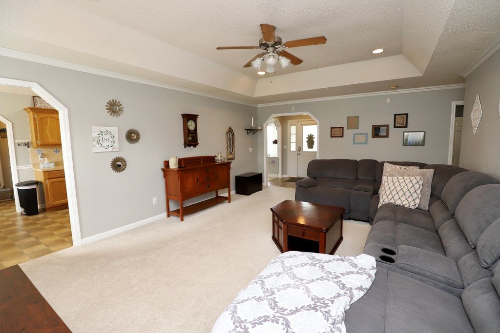 3810 RHODODENDRON ST