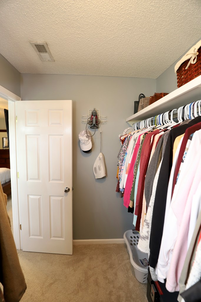 3810 RHODODENDRON ST