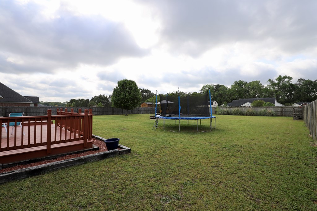 3810 RHODODENDRON ST