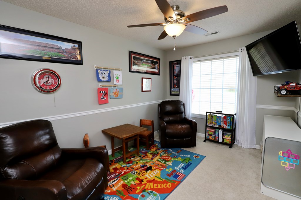 3810 RHODODENDRON ST