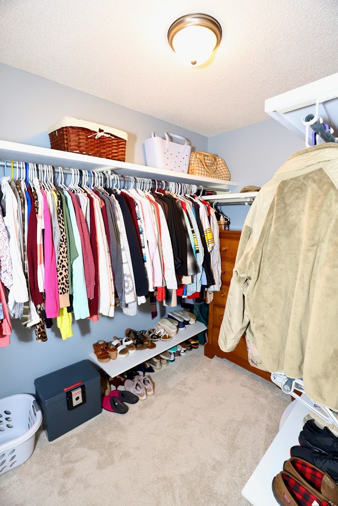 3810 RHODODENDRON ST