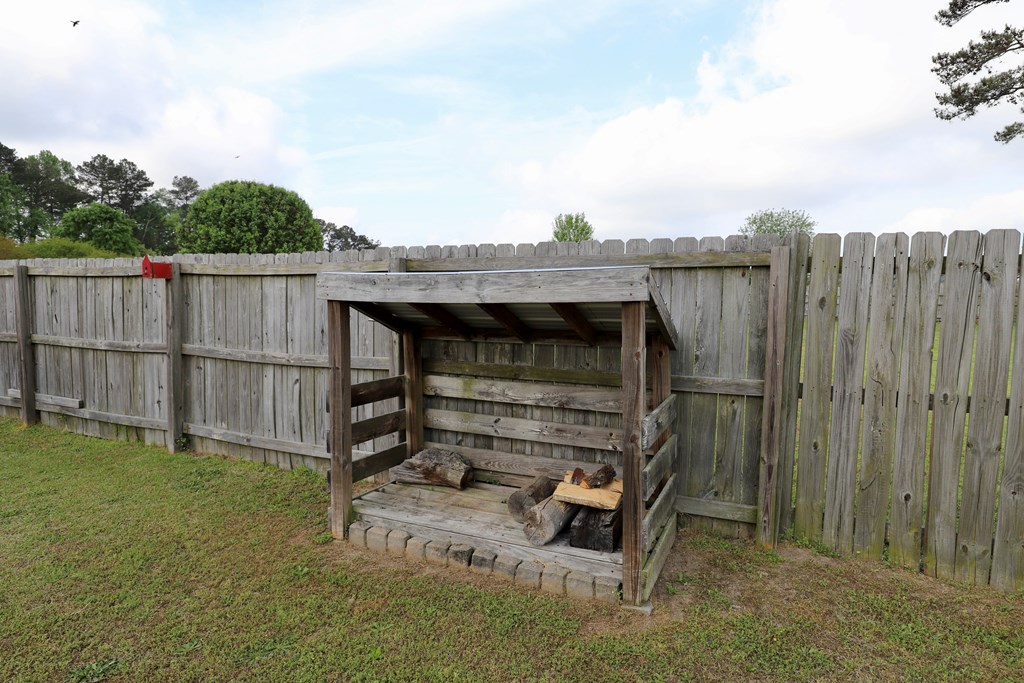 3810 RHODODENDRON ST