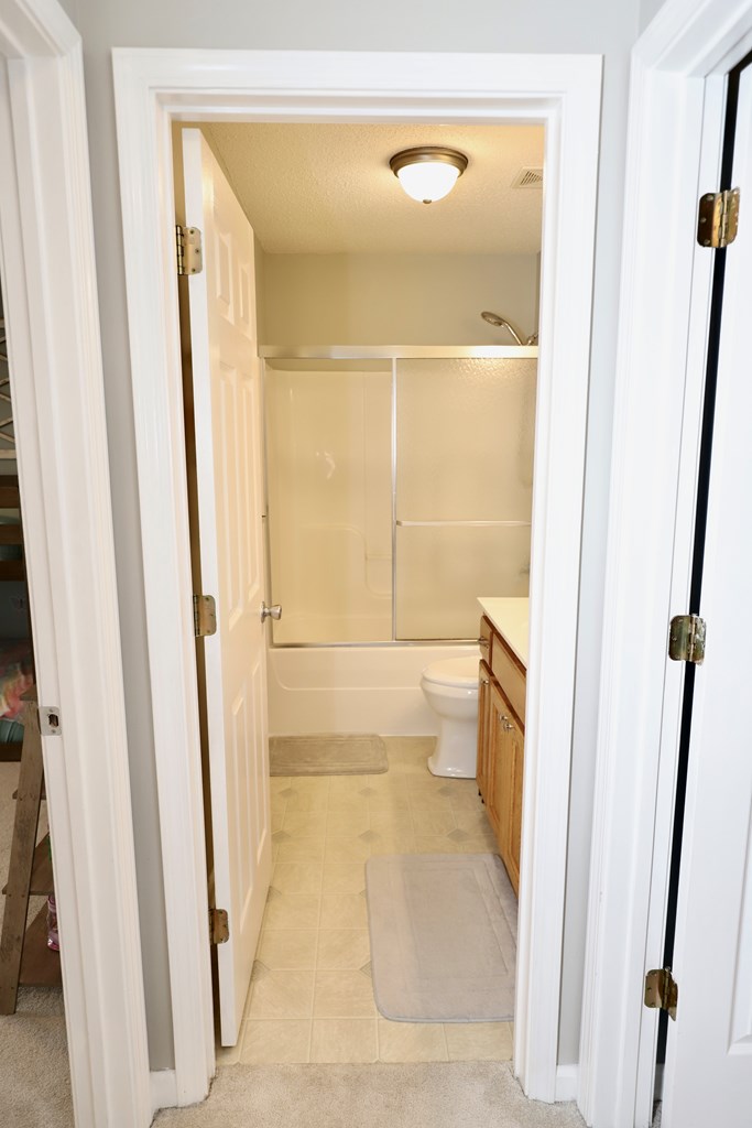 3810 RHODODENDRON ST