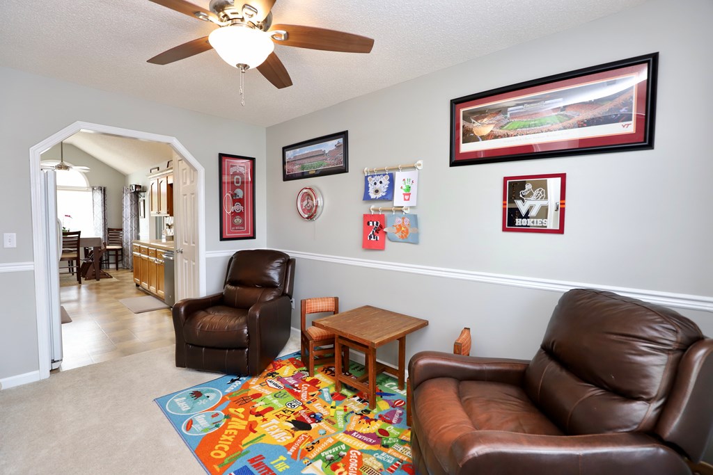 3810 RHODODENDRON ST