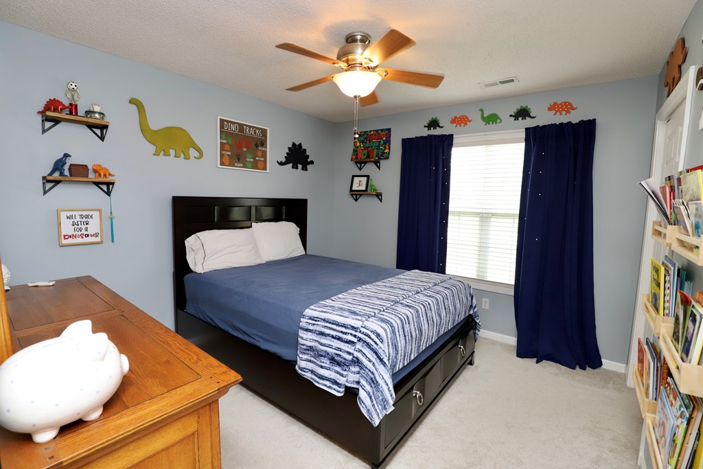 3810 RHODODENDRON ST