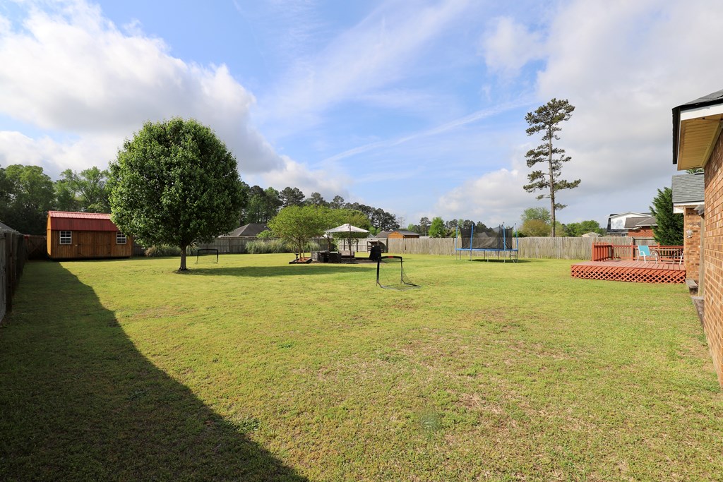 3810 RHODODENDRON ST