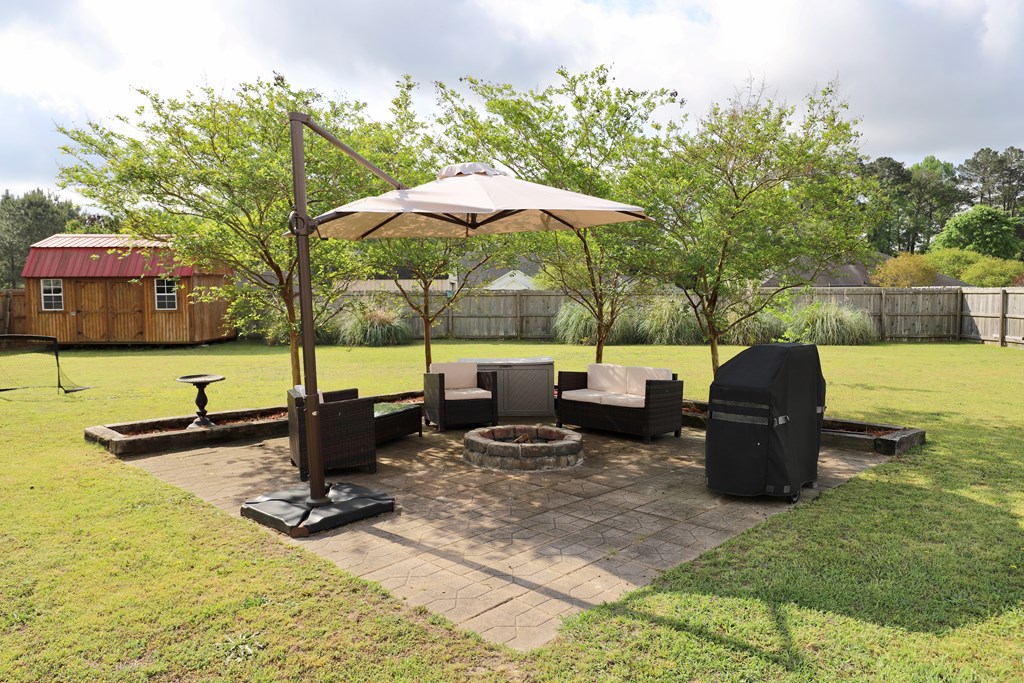 3810 RHODODENDRON ST