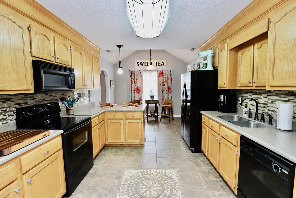 6490 HIDDEN HAVEN RD