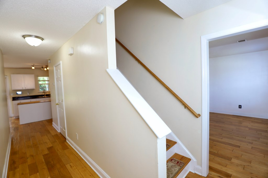 1796 MOSSBERG DR/2780 OLD FIELD RD