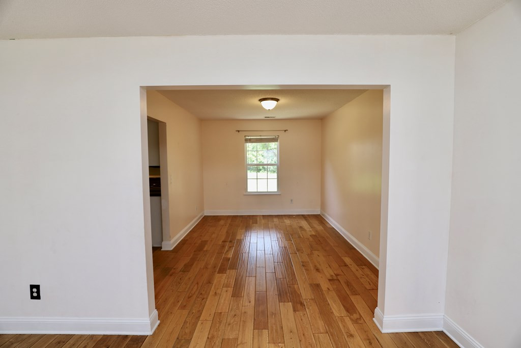 1796 MOSSBERG DR/2780 OLD FIELD RD