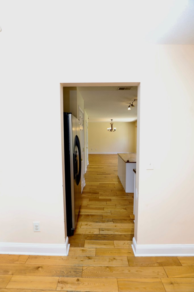 1796 MOSSBERG DR/2780 OLD FIELD RD