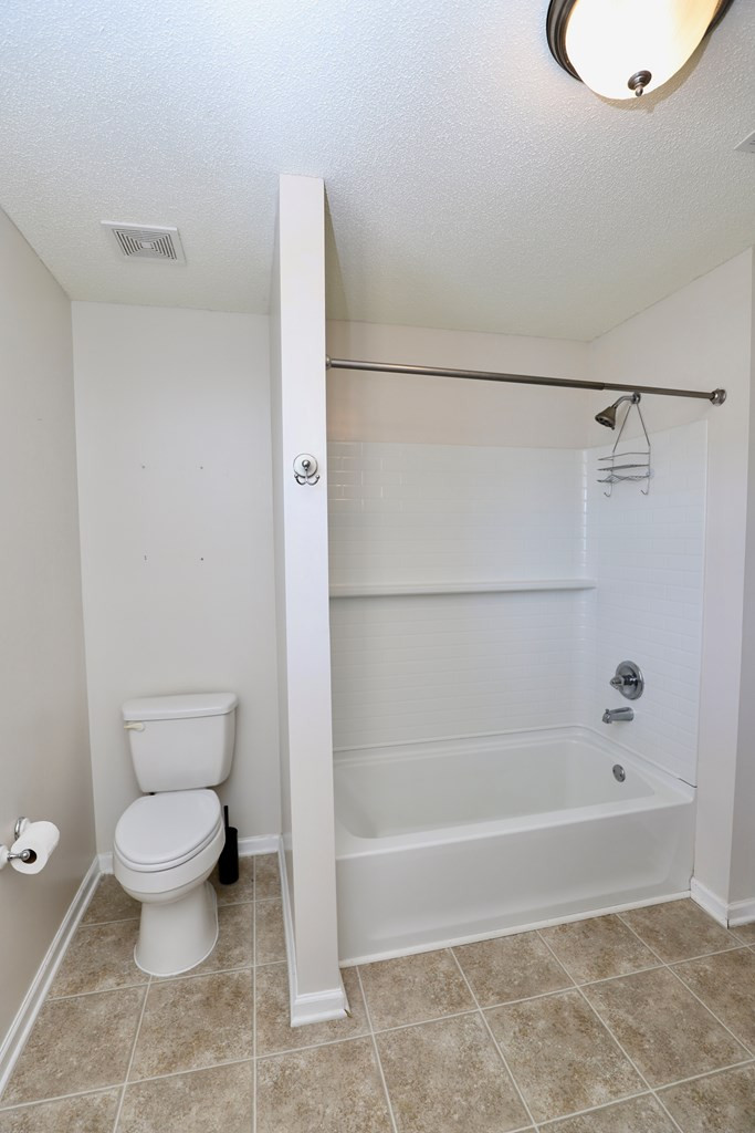 1796 MOSSBERG DR/2780 OLD FIELD RD