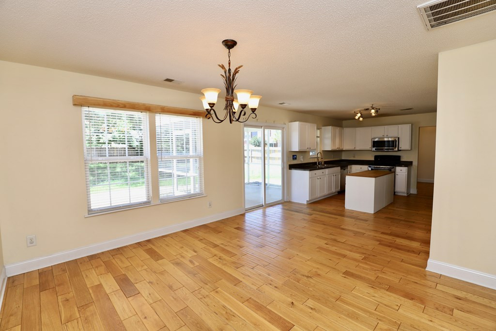 1796 MOSSBERG DR/2780 OLD FIELD RD