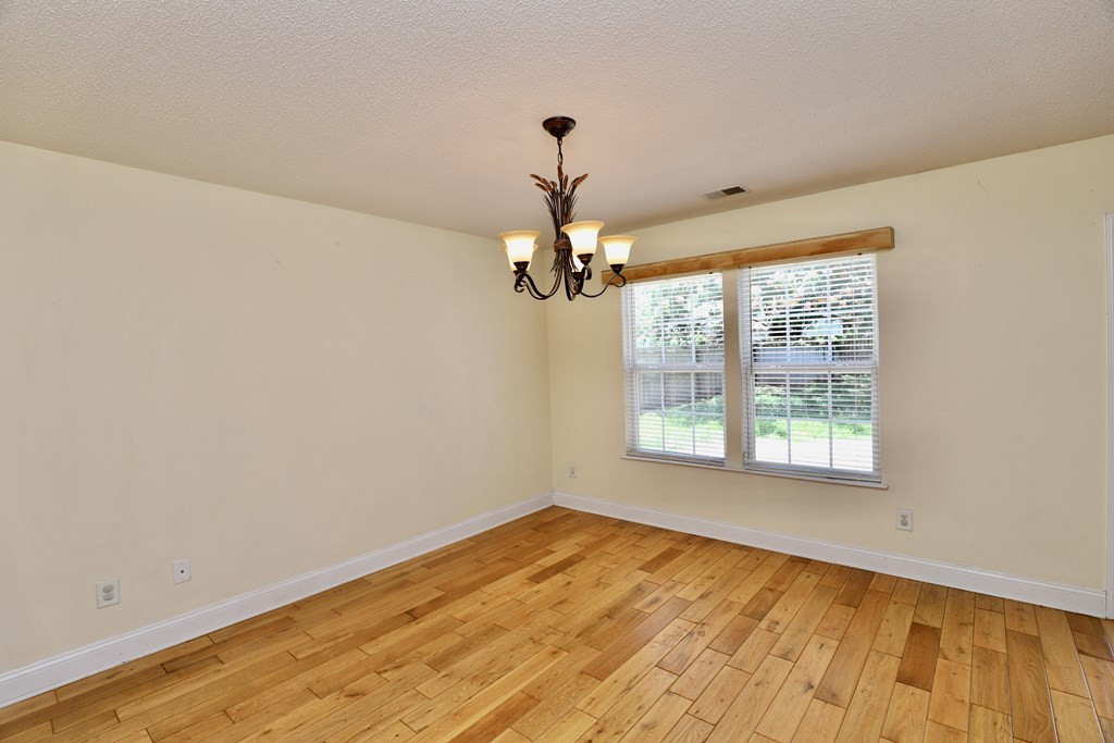 1796 MOSSBERG DR/2780 OLD FIELD RD