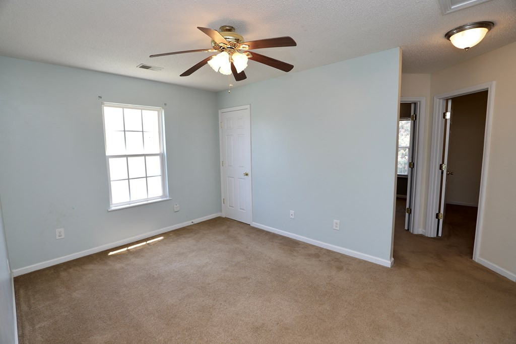 1796 MOSSBERG DR/2780 OLD FIELD RD