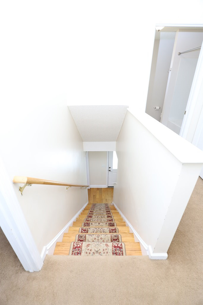 1796 MOSSBERG DR/2780 OLD FIELD RD