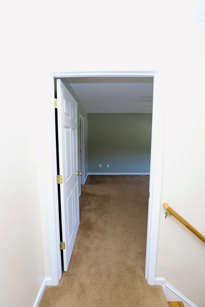 1796 MOSSBERG DR/2780 OLD FIELD RD