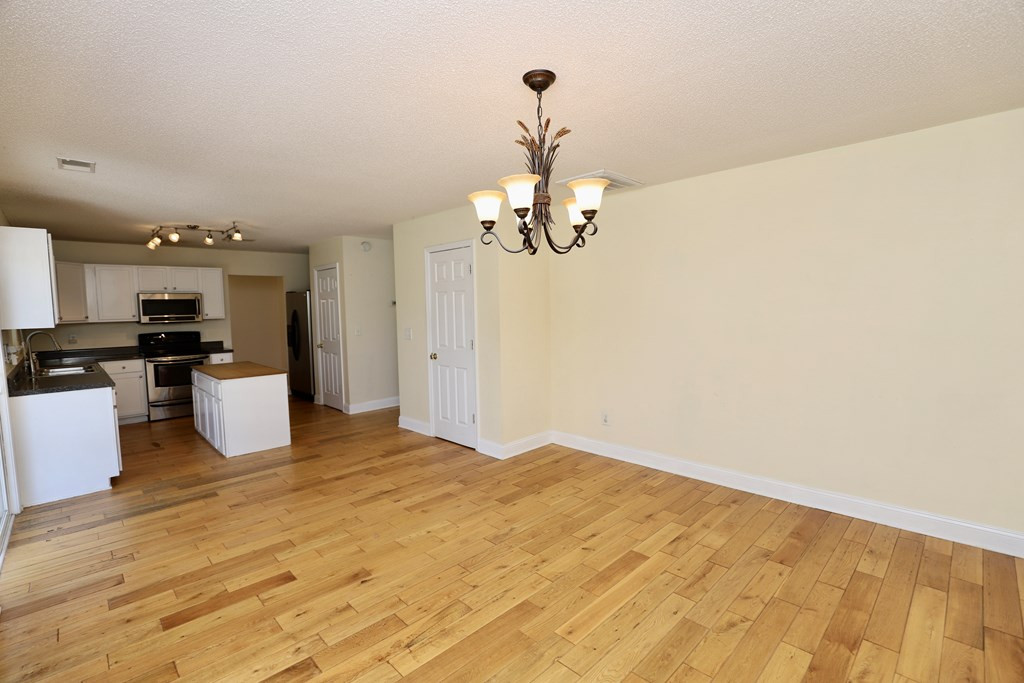 1796 MOSSBERG DR/2780 OLD FIELD RD