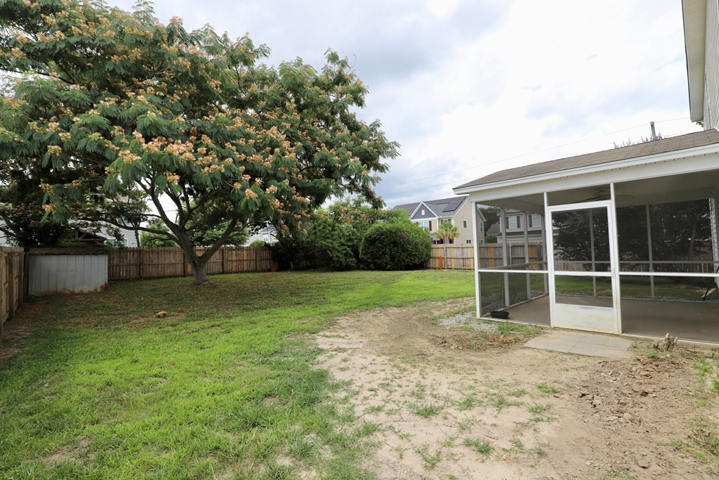 1796 MOSSBERG DR/2780 OLD FIELD RD