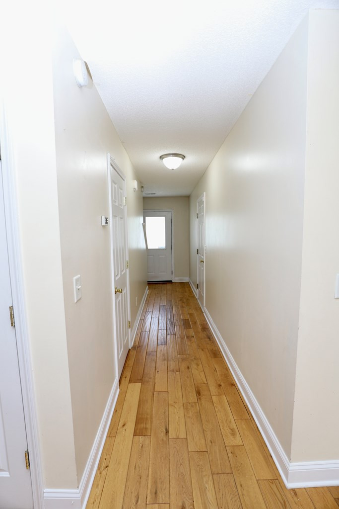 1796 MOSSBERG DR/2780 OLD FIELD RD