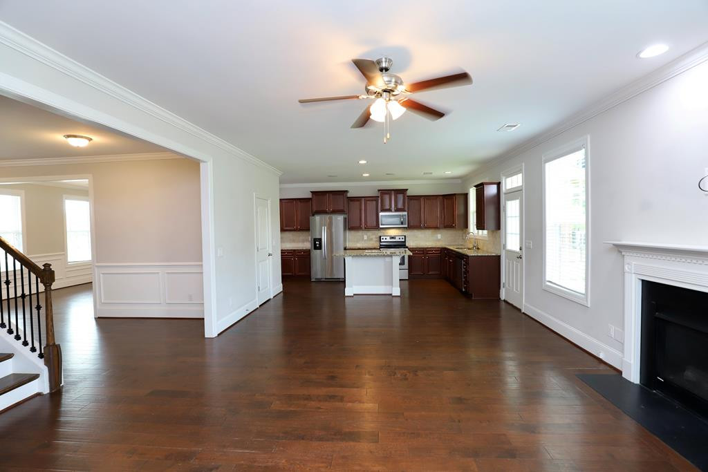 2165 CANADAIANGEESE DR