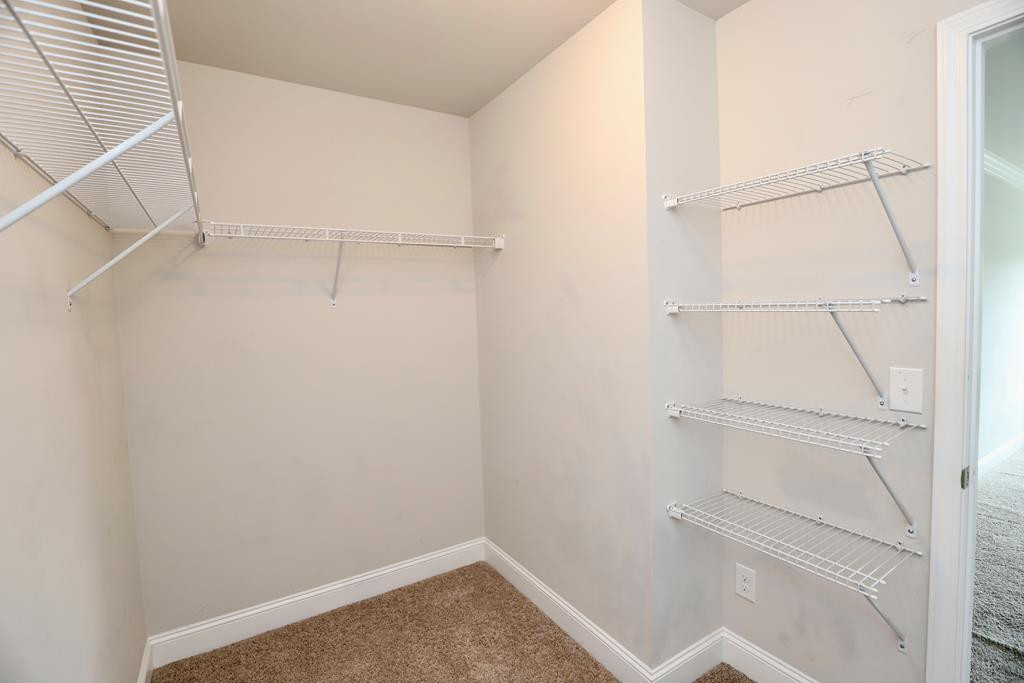 2165 CANADAIANGEESE DR