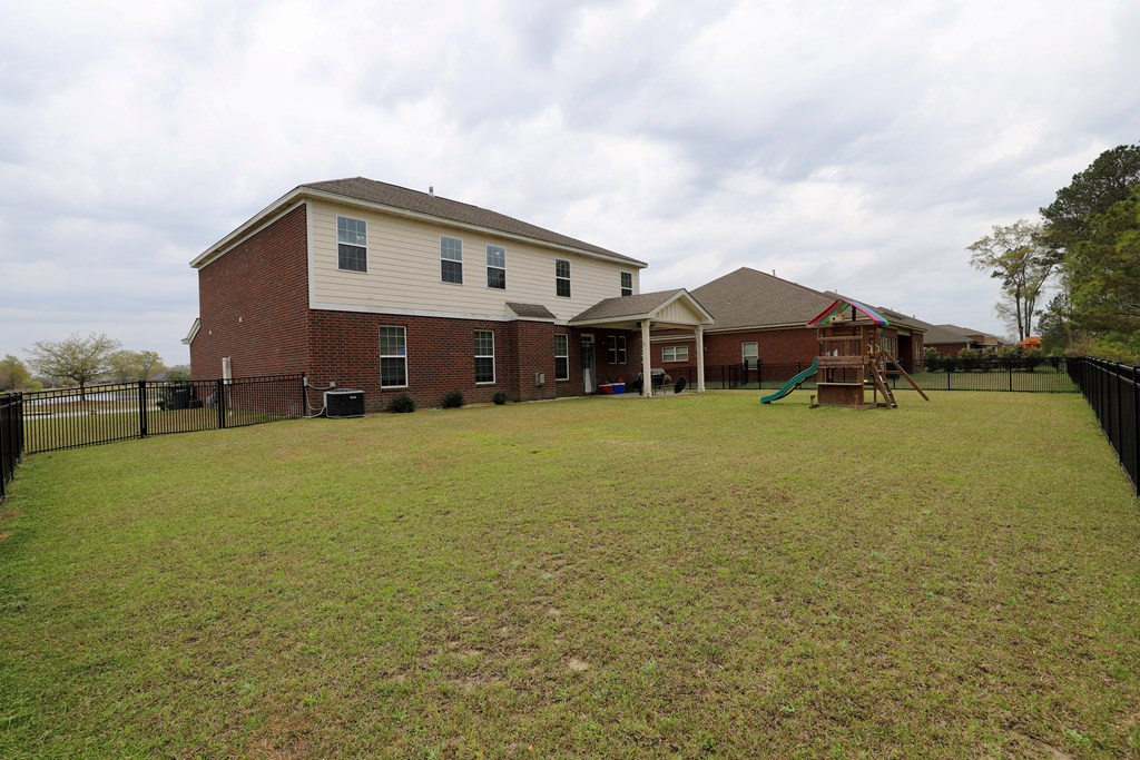 2165 CANADAIANGEESE DR