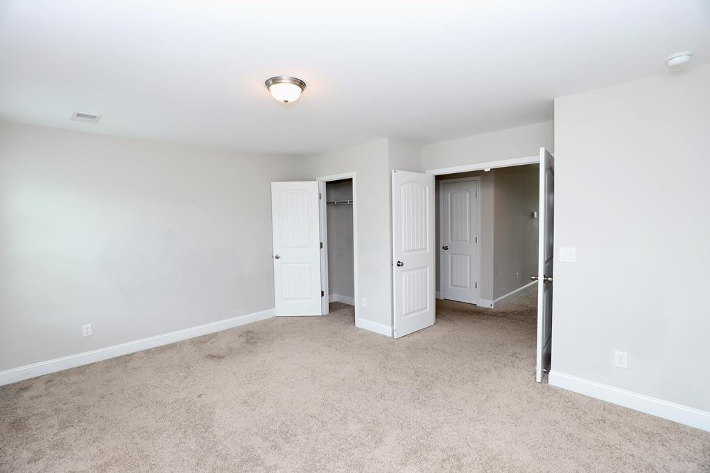 2165 CANADAIANGEESE DR