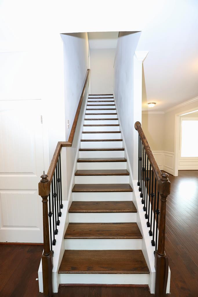 2165 CANADAIANGEESE DR