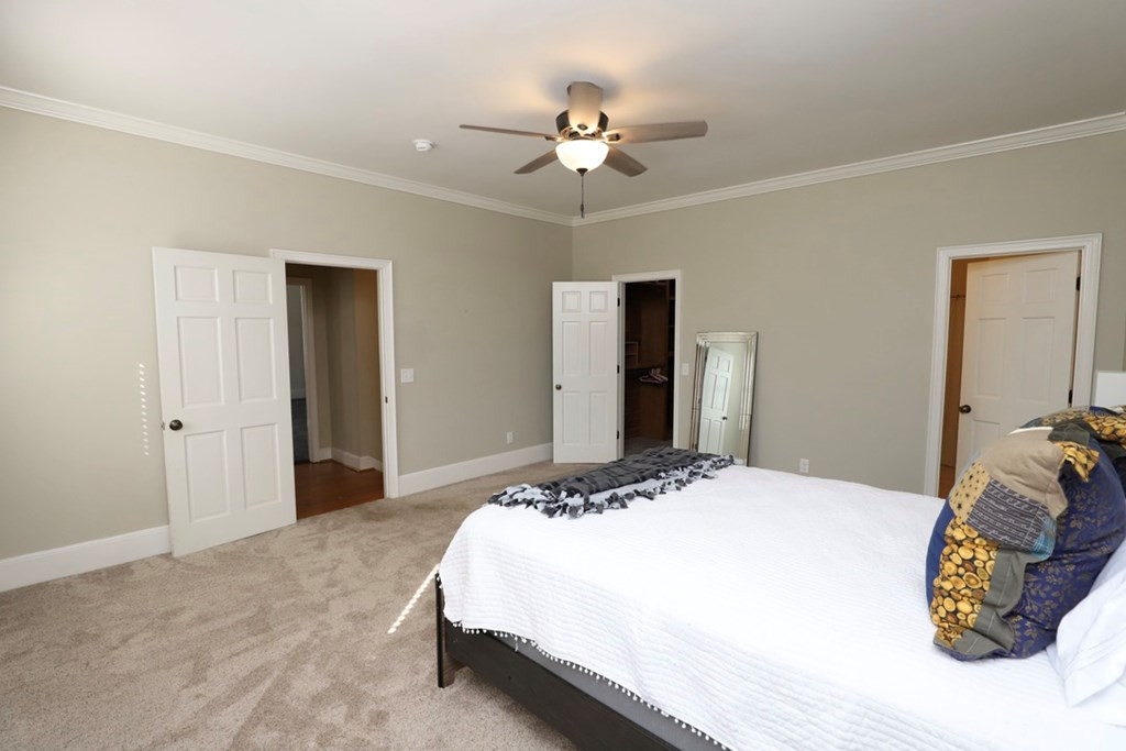 920 CAROLYN DR