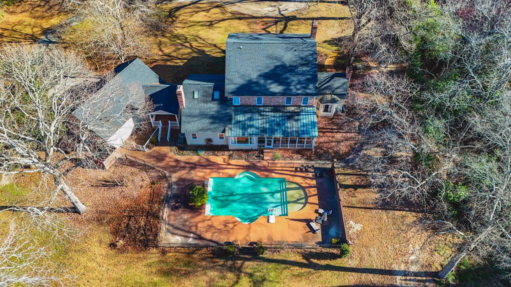 920 CAROLYN DR