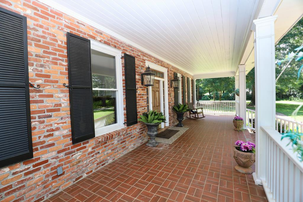 920 CAROLYN DR
