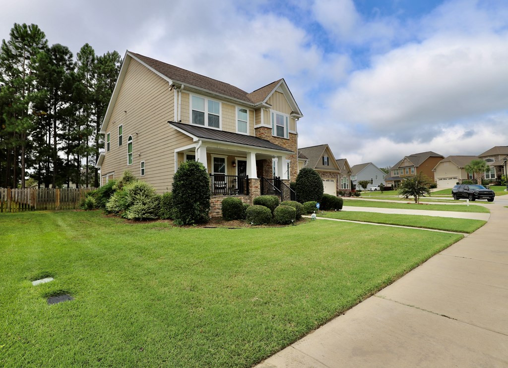1061 Beechfern Cir