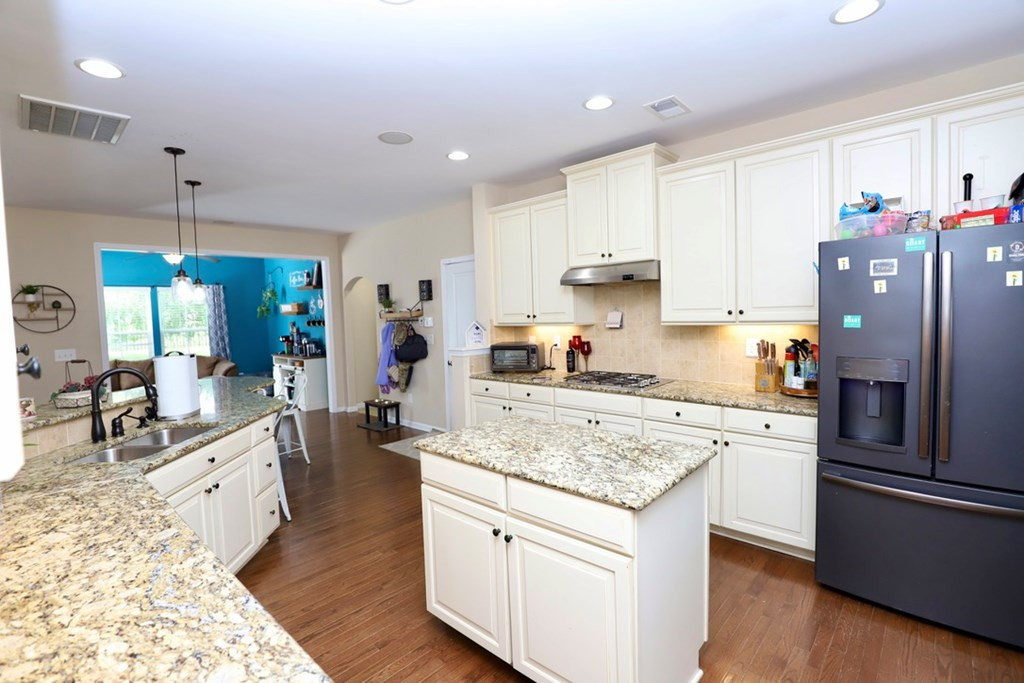 1061 Beechfern Cir