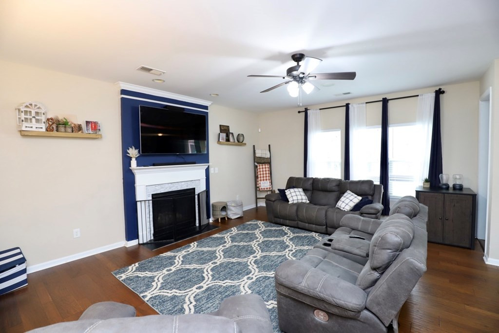 1061 Beechfern Cir