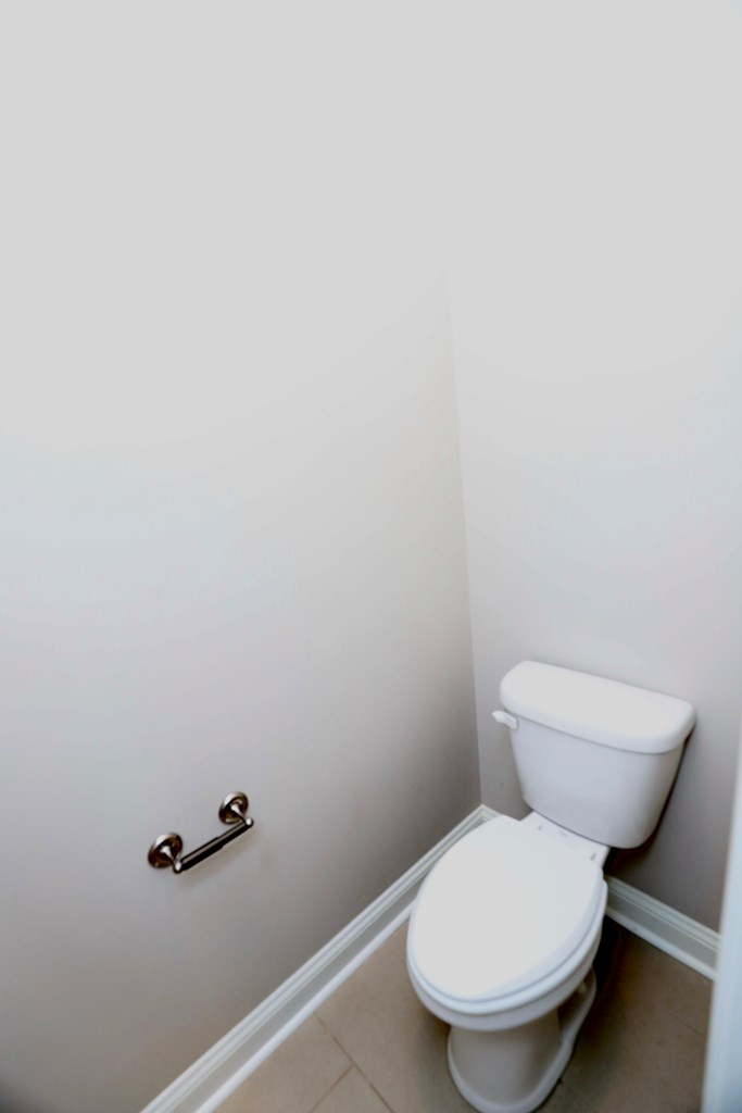 925 BREEZY BAY LN