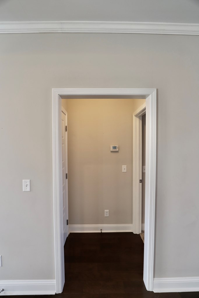 925 BREEZY BAY LN
