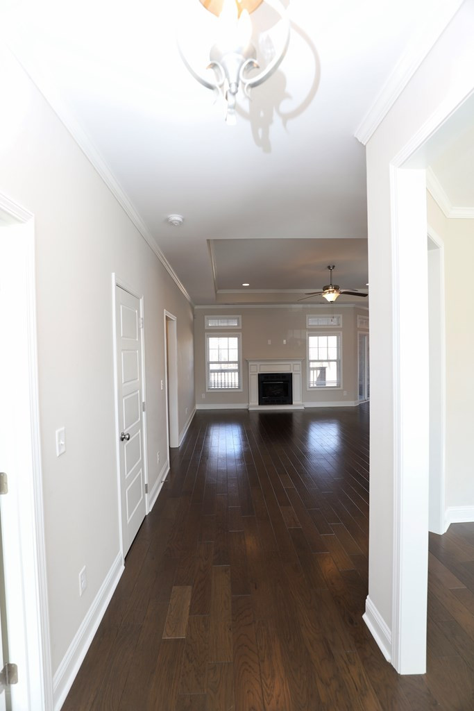 925 BREEZY BAY LN