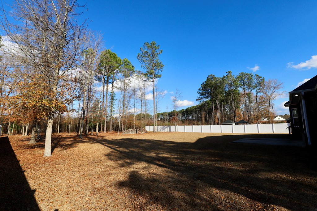 925 BREEZY BAY LN