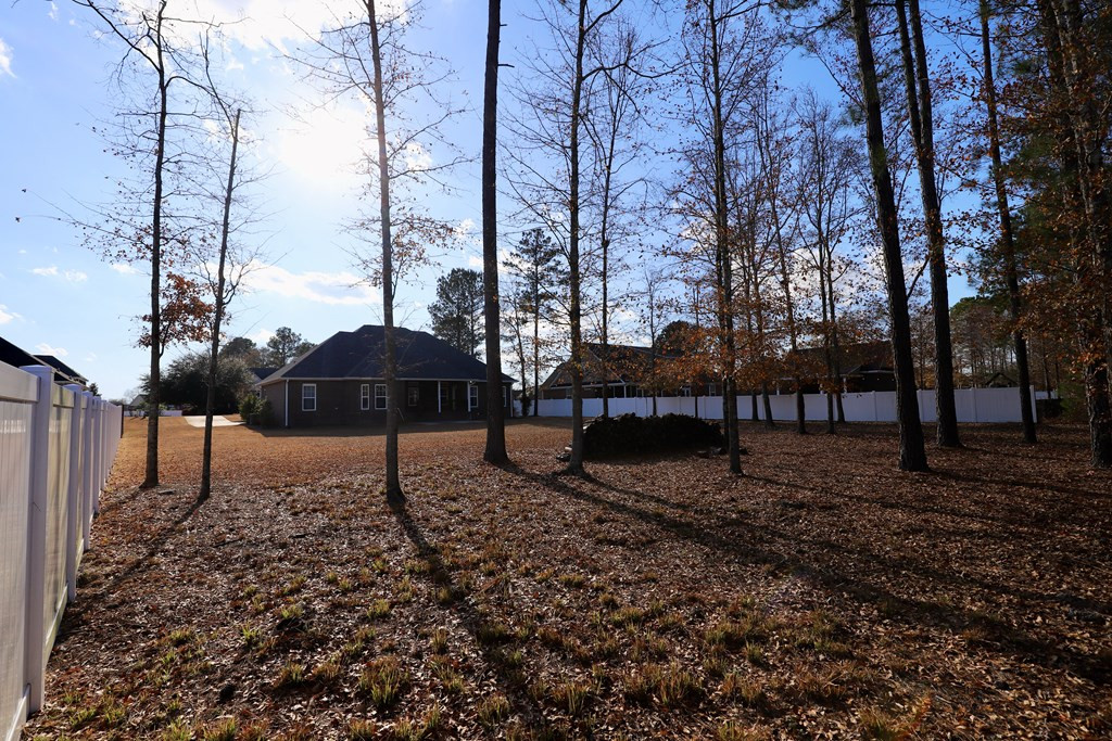 925 BREEZY BAY LN