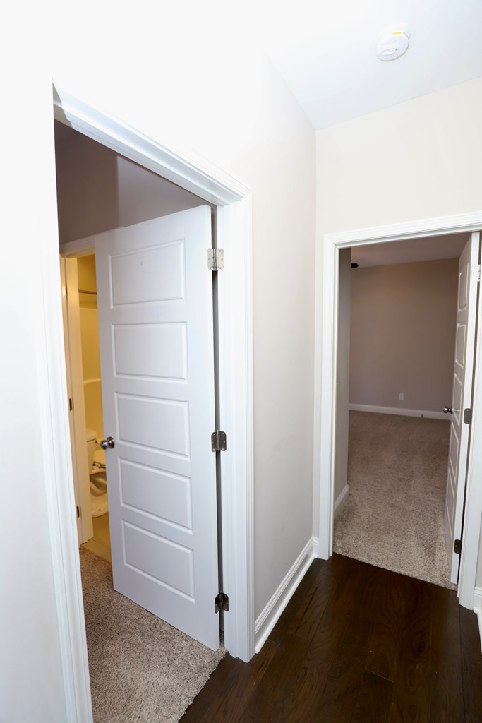 925 BREEZY BAY LN